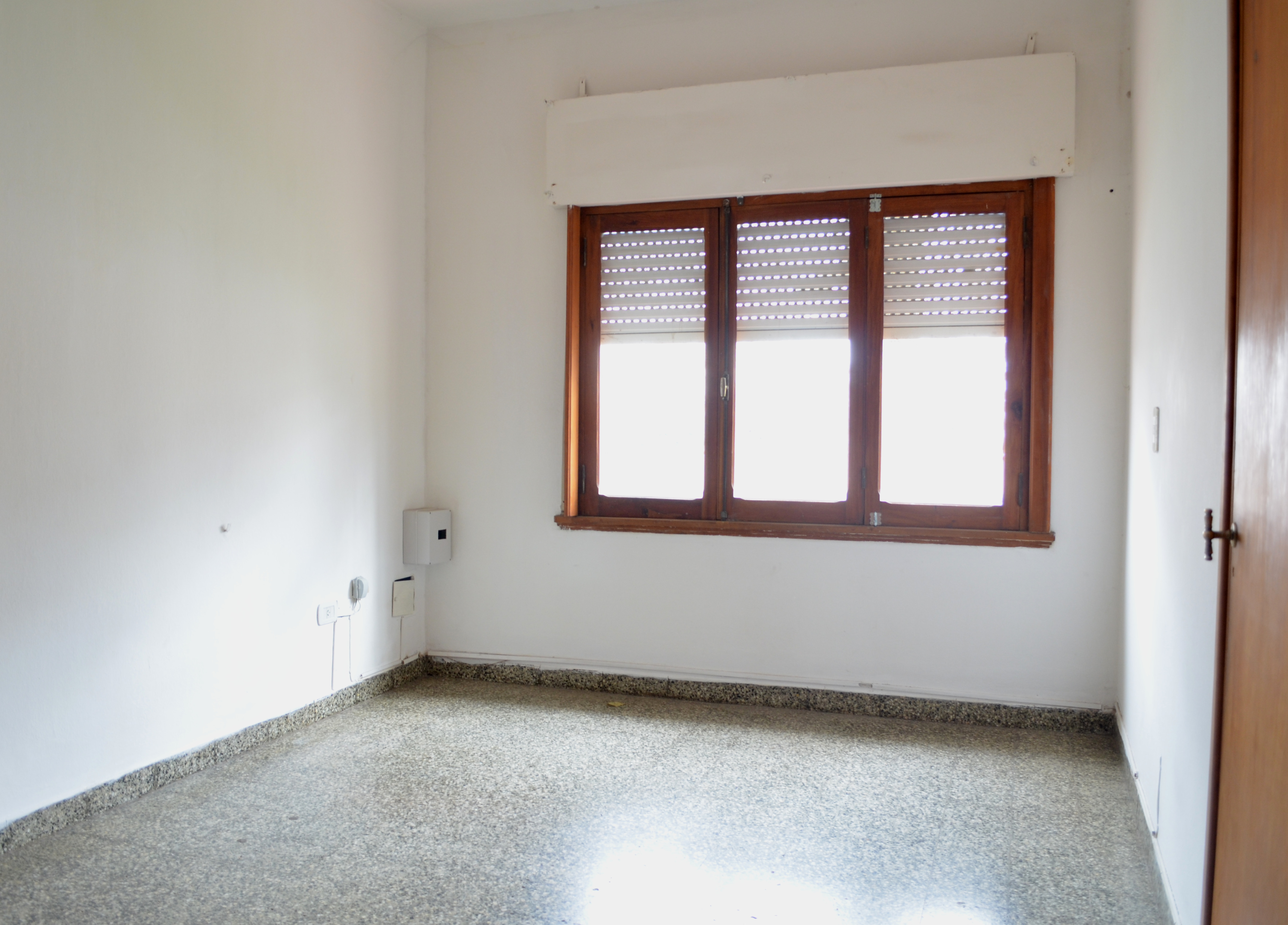 properties.image